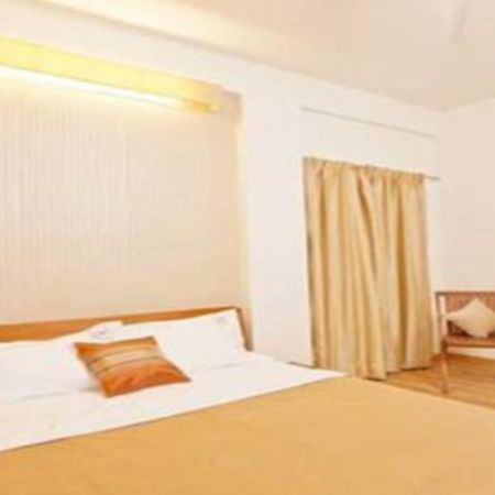 Hotel Holiday Home Bangalore Eksteriør bilde