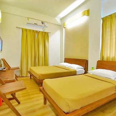 Hotel Holiday Home Bangalore Eksteriør bilde