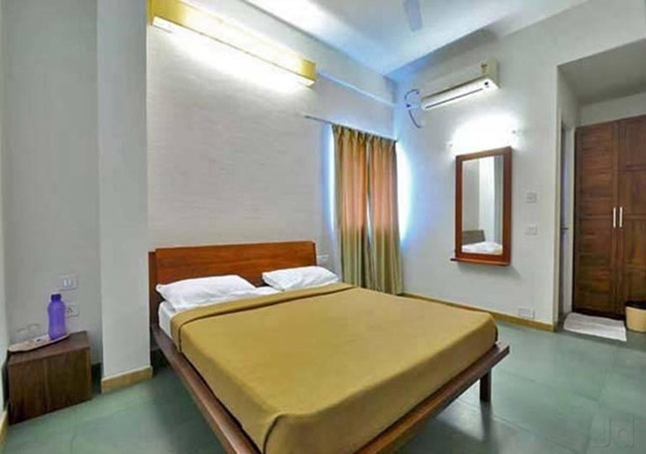 Hotel Holiday Home Bangalore Eksteriør bilde