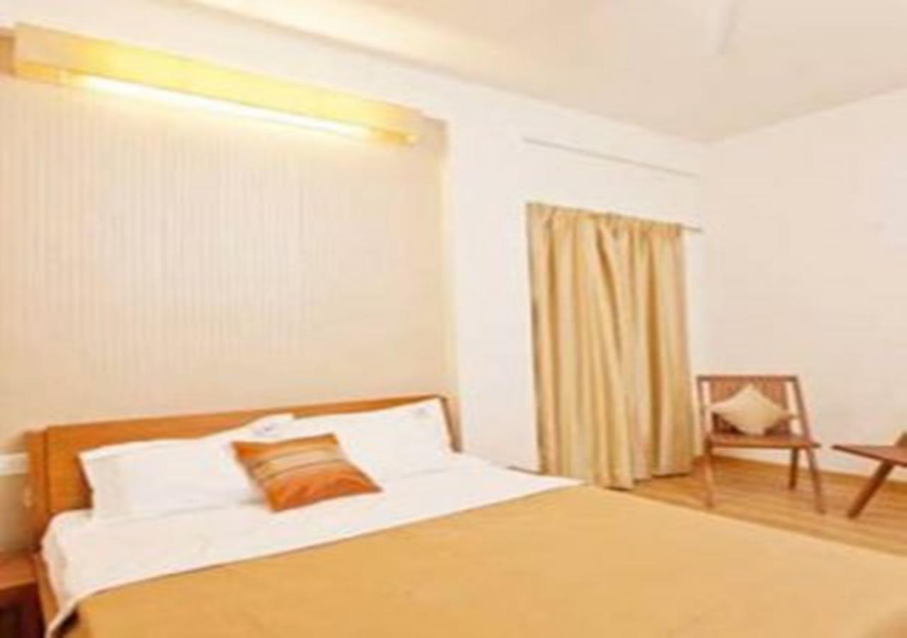 Hotel Holiday Home Bangalore Eksteriør bilde