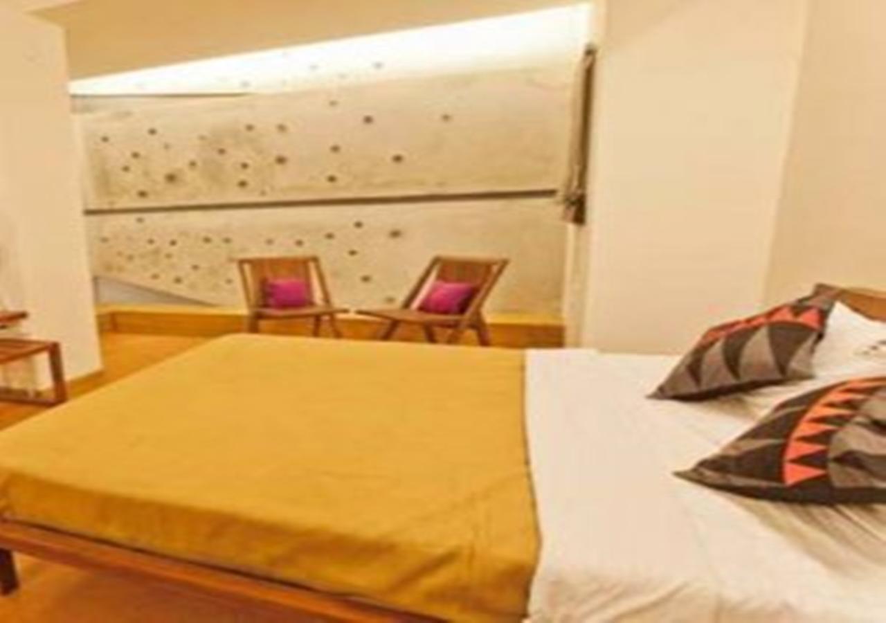 Hotel Holiday Home Bangalore Eksteriør bilde