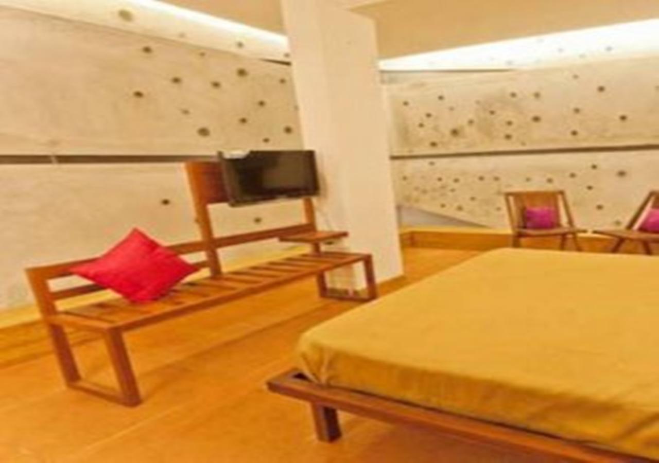 Hotel Holiday Home Bangalore Eksteriør bilde